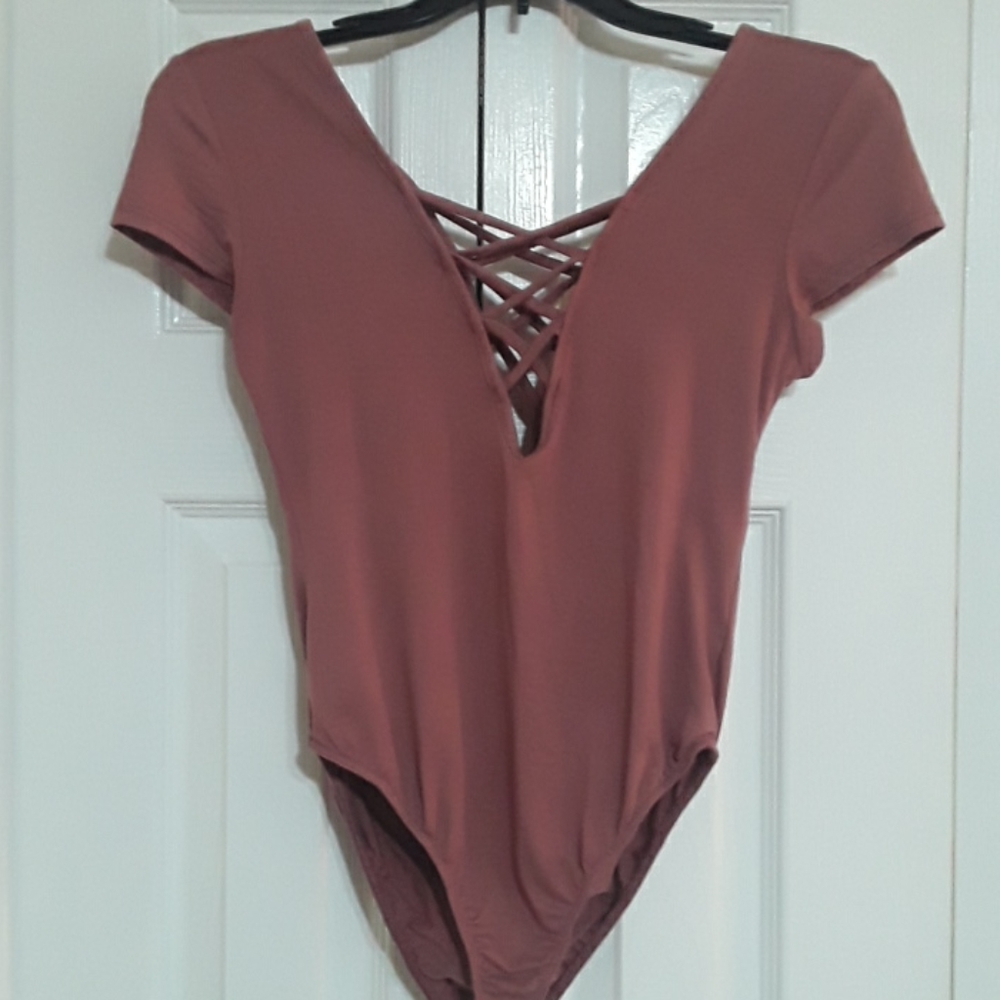 VIBE SPORTSWEAR